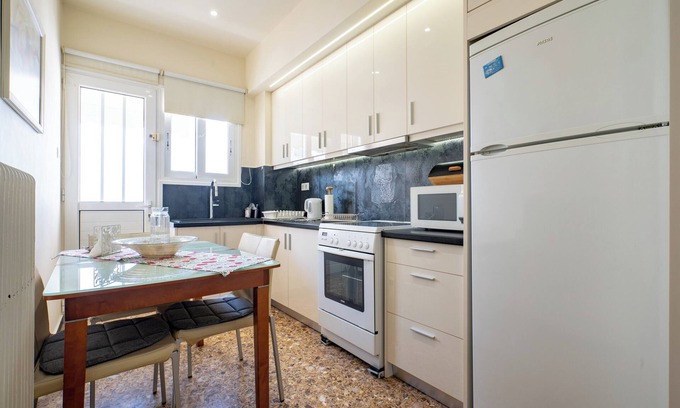 Atalanti Apartamento | Piraiki Sea View Apt, 2bdrms, 4 pers by MPS