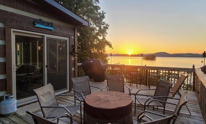 Jefferson City Casa | Pirate Cove