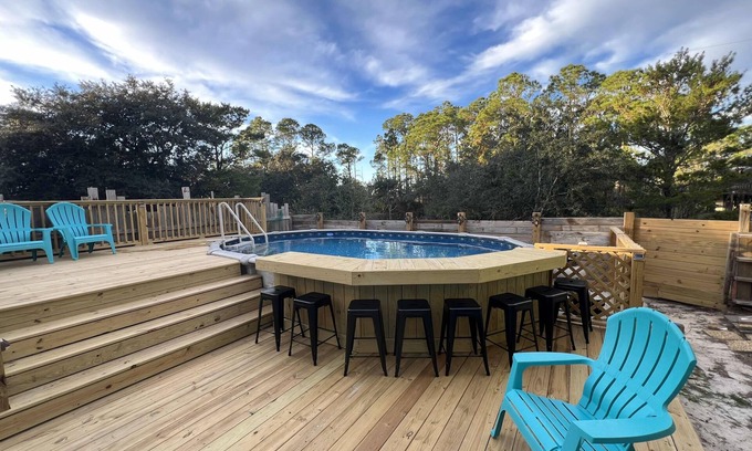Surf Side Shores Casa | Pirate Daze- ** Labor Day Book 4 Nights For The price Of 3!! **