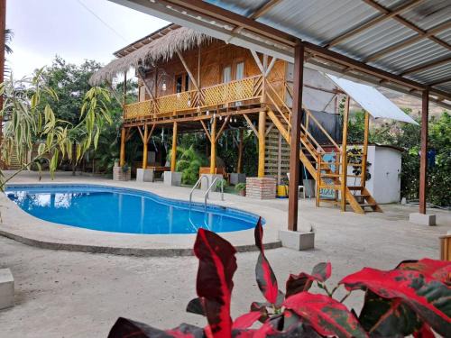 Puerto Lopez Casa | PiscinaCascolHostal
