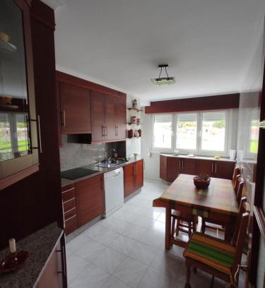 Valdovino Apartamento | Piso 4 habitaciones Valdoviño cerca de la Playa