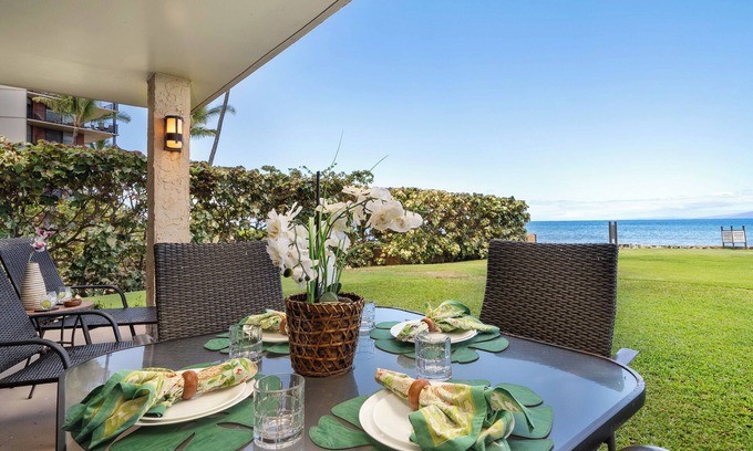 Honokowai Condominio | PK L101 Maui Ground-Floor Condo with Ocean Views