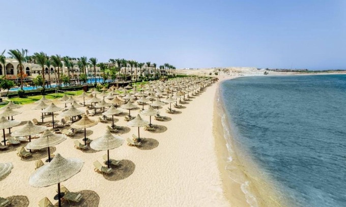 Sharm El Sheikh Complejo | Play & Unwind | 4 Pool Rooms + Karaoke, Sports & All-Inclusive Joy