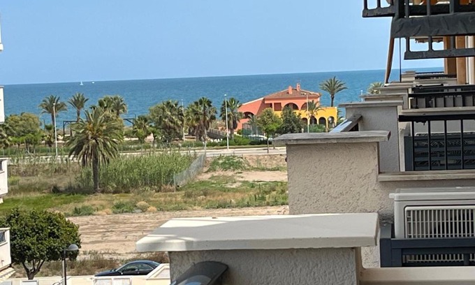 Playa de Almarda Apartamento | PLAYA ALMENARA ATICO DUPLEX VISTAS AL MAR Y MONTAÑA WIFI,PISCINA a