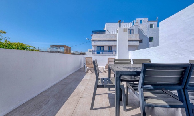 Puerto del Carmen Chalet De Esquí | Playa Chica Boutique