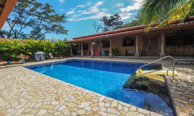 Playa Hermosa Apartamento | Playa Hermosa Surf Town Condo
