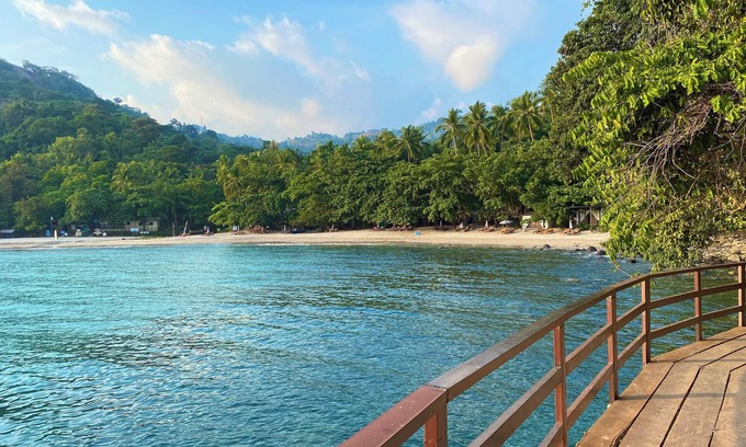 Morong Complejo | Playa La Caleta Bataan
