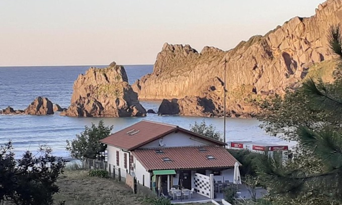 Ibarranguelua Casa | Playa Laga EBI952