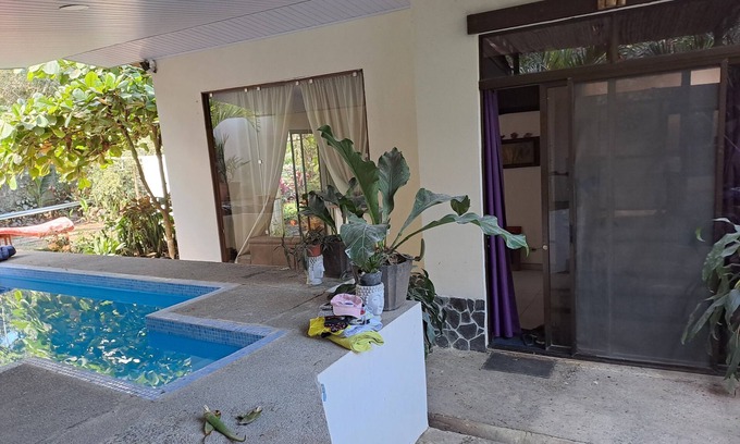 Jaco Casa | Healing Arts house