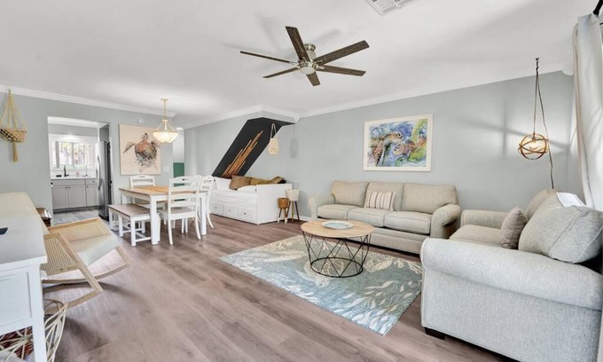 West Panama City Beach Apartamento | Playa Tortuga-5 min walk to the beach