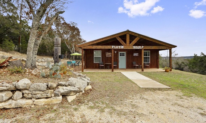 Canyon Lake Casa | Playin Hooky I Pet Friendly, Canyon Lake