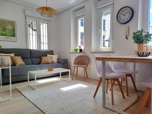 Old Town Apartamento | Plaza del Ayuntamiento -Centro Histórico-