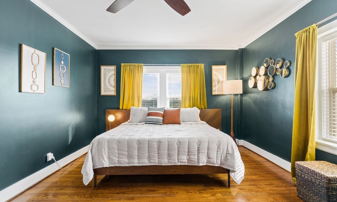 Kansas City Condominio | Plaza Scenic - Fab Plaza Condo + View of Nelson!