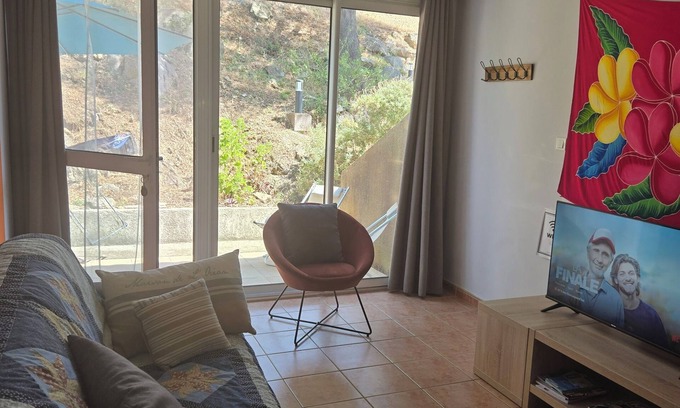 Serra-di-Ferro Apartamento | Pleasant air-conditioned apartment (residence *** swimming pool, sea on foot..)