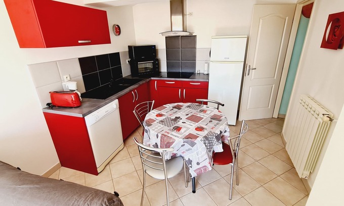 Arles Apartamento | Apartamento agradable en barrio residencial muy tranquilo.