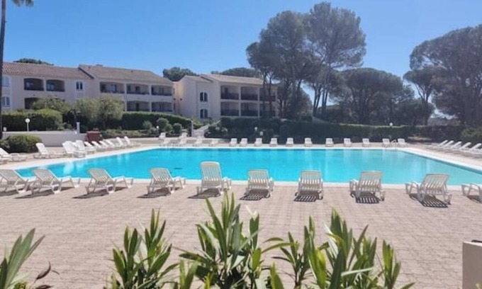 Valescure Apartamento | PLEASANT LITTLE STUDIO IN SAINT-RAPHAËL