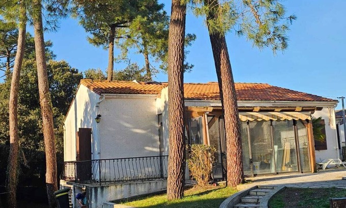 Les Mathes Casa | Pleasant vacation home in the center of town