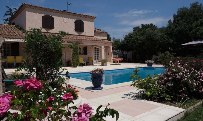 Aureille Casa | Villa con piscina (10x6), cerca del centro del pueblo en los Alpilles, 6 personas