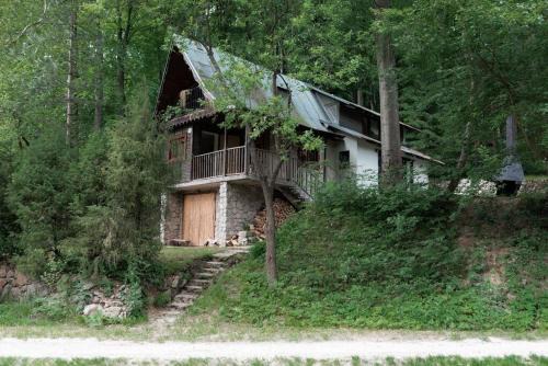 Cerova Chalet De Esquí | Plne vybavená štýlová chata v Malých Karpatoch