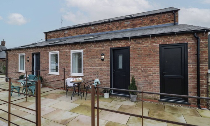 Hellidon Cabaña | PLUM BARN, family friendly, with a garden in Catesby