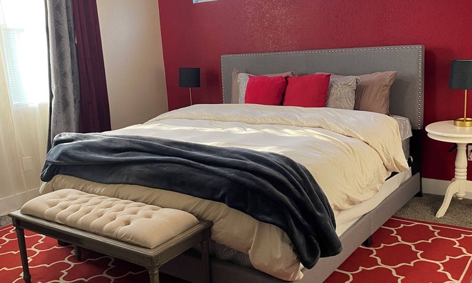 Fort Worth Casa | Plush Two-Story near TCU, Downtown Ft. Worth Entertainment, Restaurants
