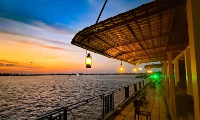 Alappuzha Complejo | PMC Lakeshore Resort & Houseboat