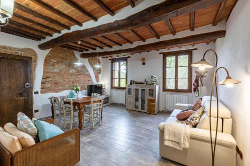 Monteroni d'Arbia Apartamento | Pociano 1863 - Country House with Stunning view of Siena