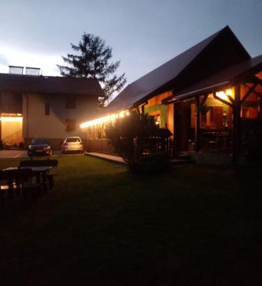Milowka Casa | Pod Modrzewiami