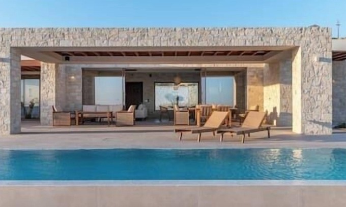Ierapetra Casa | Poemo Villa-Erotokritos,Elegance by the Sea!