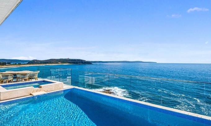 Palm Beach Casa | POINT BREAK by Palm Beach Holiday Rentals