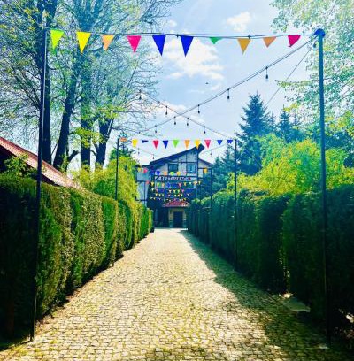 Zgorzelec Cama Y Desayuno | Pokoje Gościnne Pod Złotym Pstrągiem