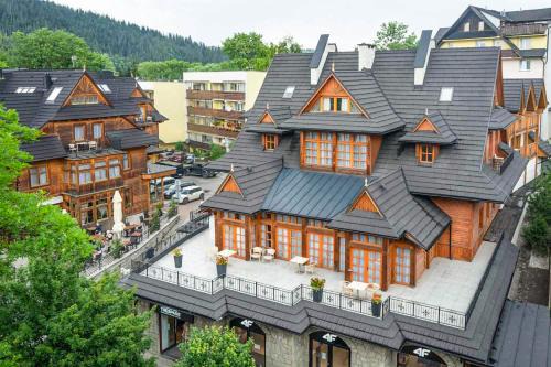 Zakopane Cama Y Desayuno | Pokoje Krupówki 13 - Hotel Sabała