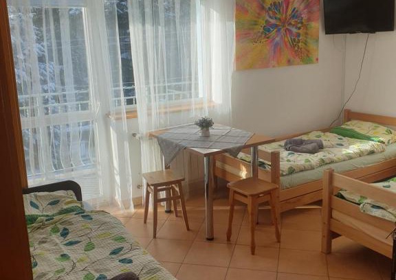 Krzyzowka Casa | Pokoje u Wujka