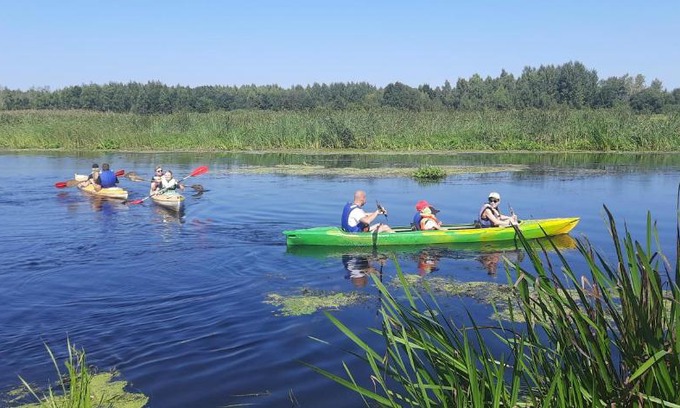 Goniadz Otro | POLE NAMIOTOWE nad rzeką BIEBRZA w GONIĄDZU