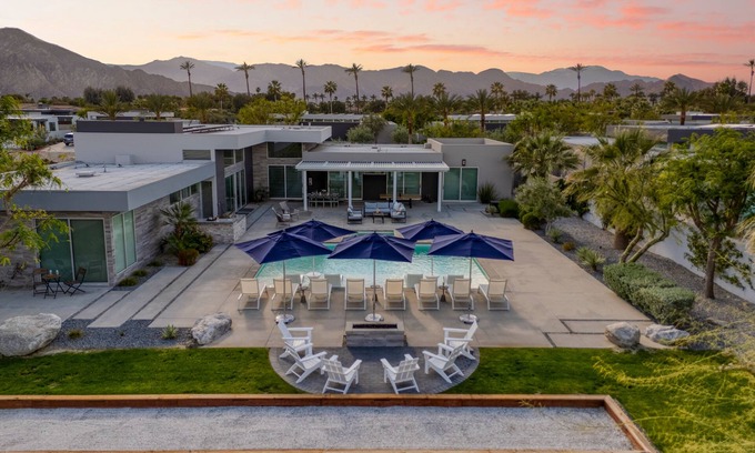 La Quinta Villa | Polo Villa 11 by AvantStay | Bright Interior w/ Outdoor Bocce Ball, Pool & Spa