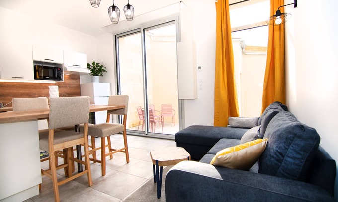 Libourne Apartamento | Apartamento-Garden-Superior-Baño privado con ducha