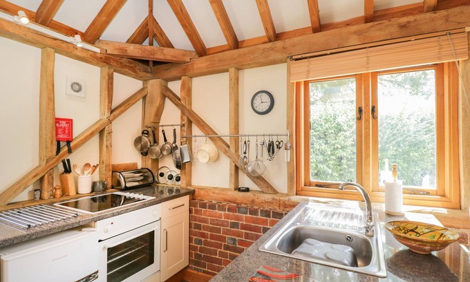 New Forest District Cabaña | Pond View