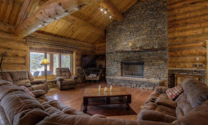 Hill City Casa | Ponderosa Lodge