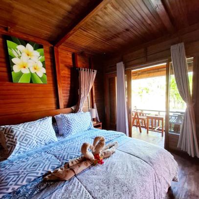 Mumbul Casa | Pondok Denly by Pigeon