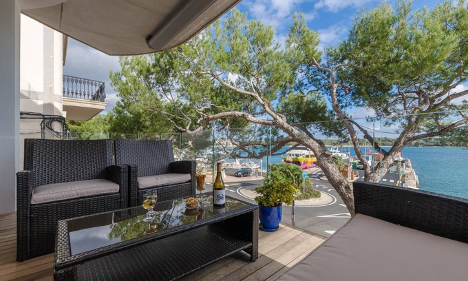 Portocolom Casa | PONENT - Apartamento con vistas al mar de Portocolom. WiFi Gratis