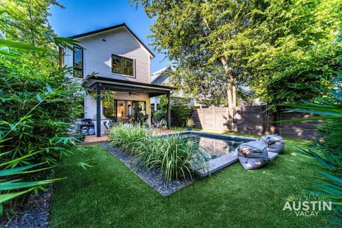 Holly Casa | Pool 4BR 3BA Sleeps 8 w Patio Grill by Austin Vacay