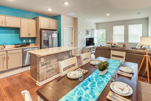 Frankford Casa | Pool Access and Beach Shuttle Millville Townhome!