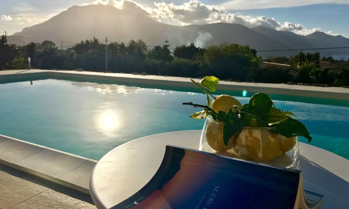 Castellammare del Golfo Villa | piscina y vistas al mar, a 5 minutos de Scopello y la reserva de Zingaro