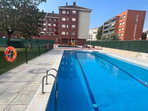 Logrono Apartamento | POOL AND CONFORT 3 habitaciones y garaje By apartamentos Logroño
