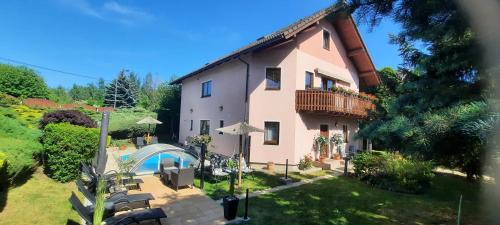 Karlovy Vary Apartamento | Pool Apartments