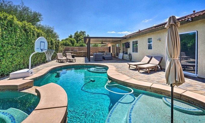 Indio Casa | Pool & Game Room: Pet-Friendly Indio Retreat