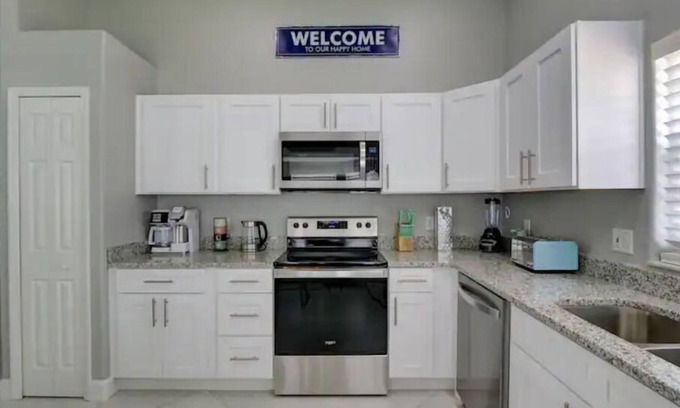 Indian Ridge Casa | Pool home 5 miles to Disney! Great for families!