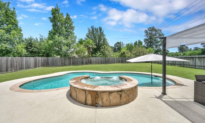 April Sound Casa | Pool home in Gated Golf Course community on Lake Conroe
