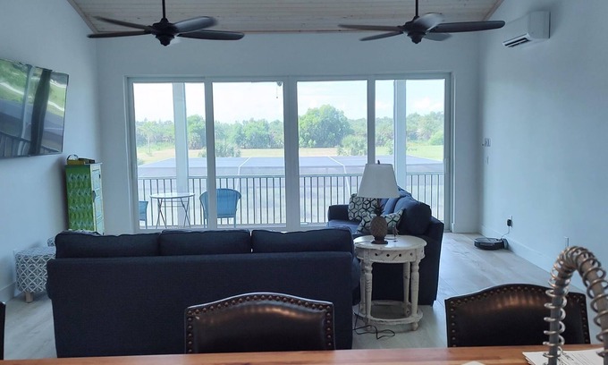 Bokeelia Casa | pool house on 2 acres
