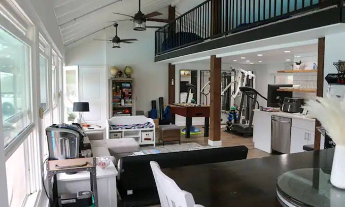 Fort Worth Casa | Pool House on the Lake with dock